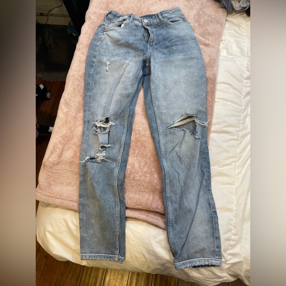 H&M Straight ripped jeans